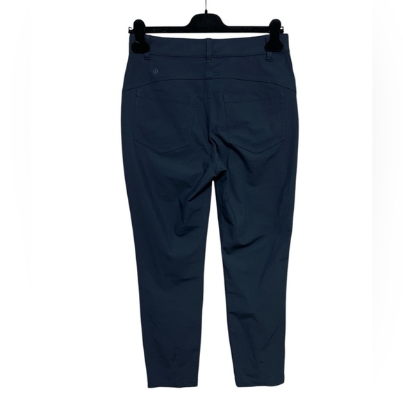 LIKE NEW Lululemon City Sleek 5 Pocket 7/8 Pant True Navy - Picture 4 of 14